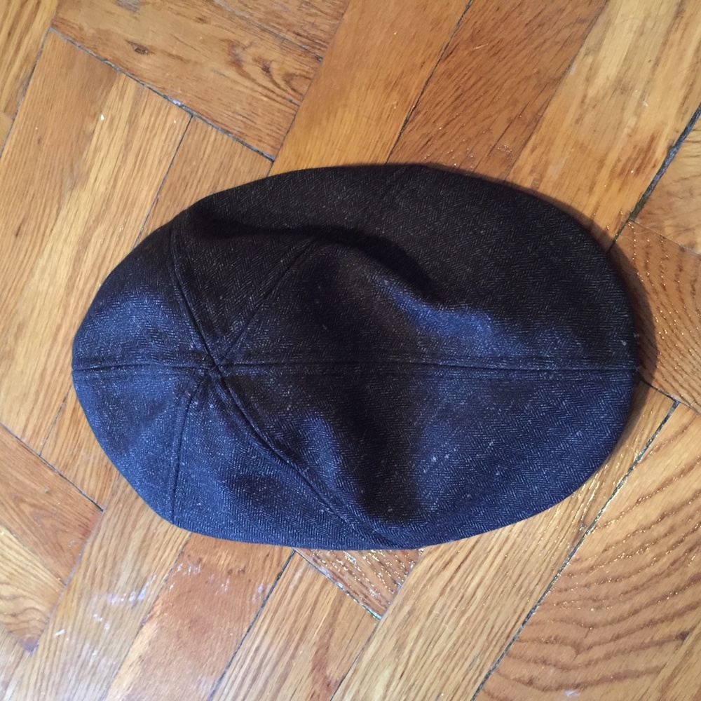 Zara dark gray flap cap